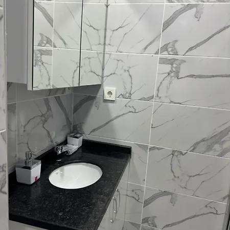 Centrally Located Family House Oldcity شقة