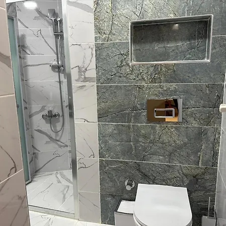 Centrally Located Family House Oldcity 公寓